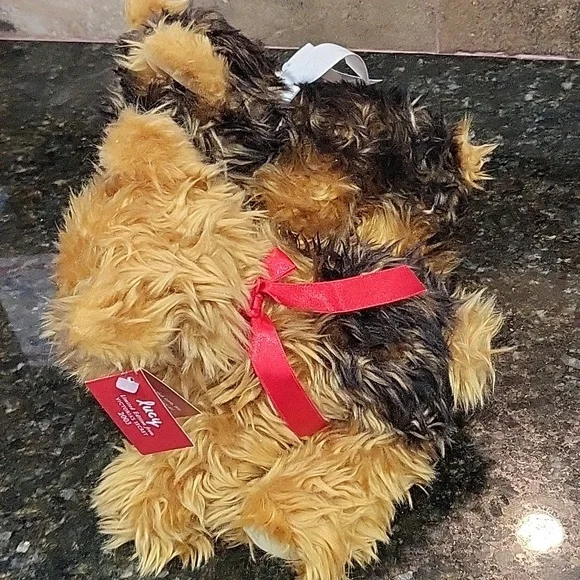 NWT VICTORIA'S SECRET 2003 LIMITED EDITION MAX & LUCY Twin Terrier Puppies PLUSH